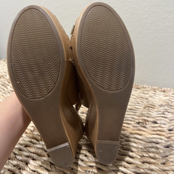 Tommy Hilfiger shoes women’s size 9.5 Brown peep toe slingback platform bow gold - Picture 13 of 13